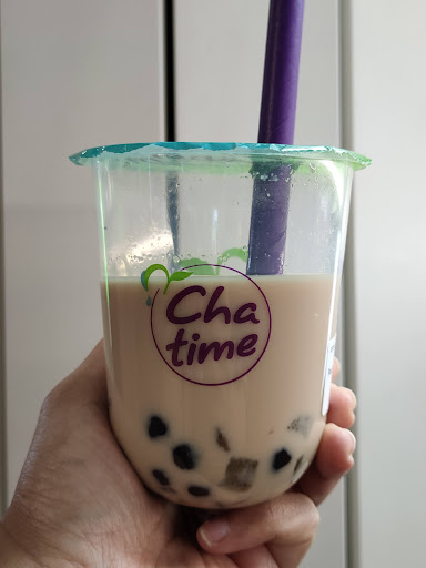Chatime pearl milk tea close-up